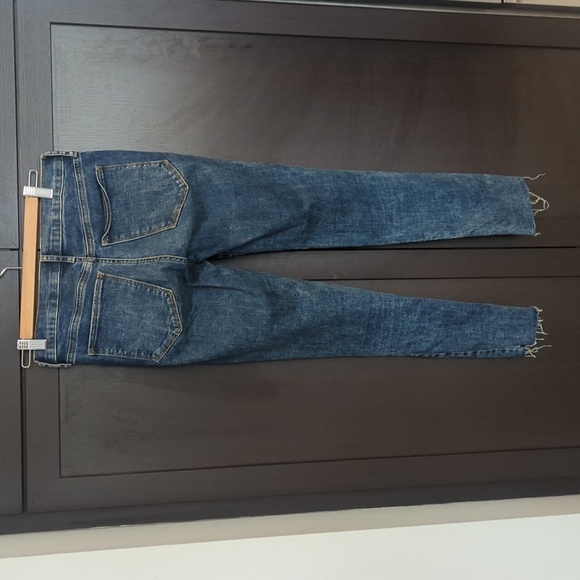 GAP Blue Skinny Jeans Mid-Rise Tapered Super Stretch - Size 27 Great Condition - Picture 5 of 5